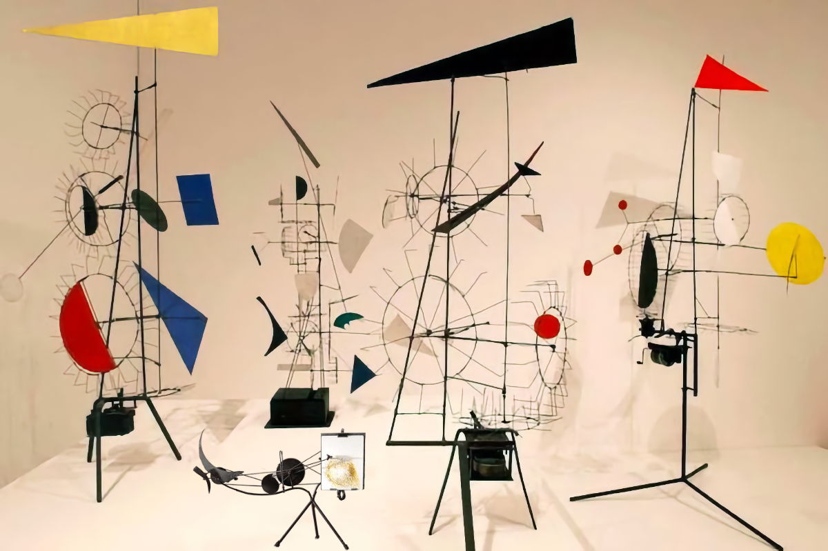 Sculpture de Tinguely - jeu de l'intrus